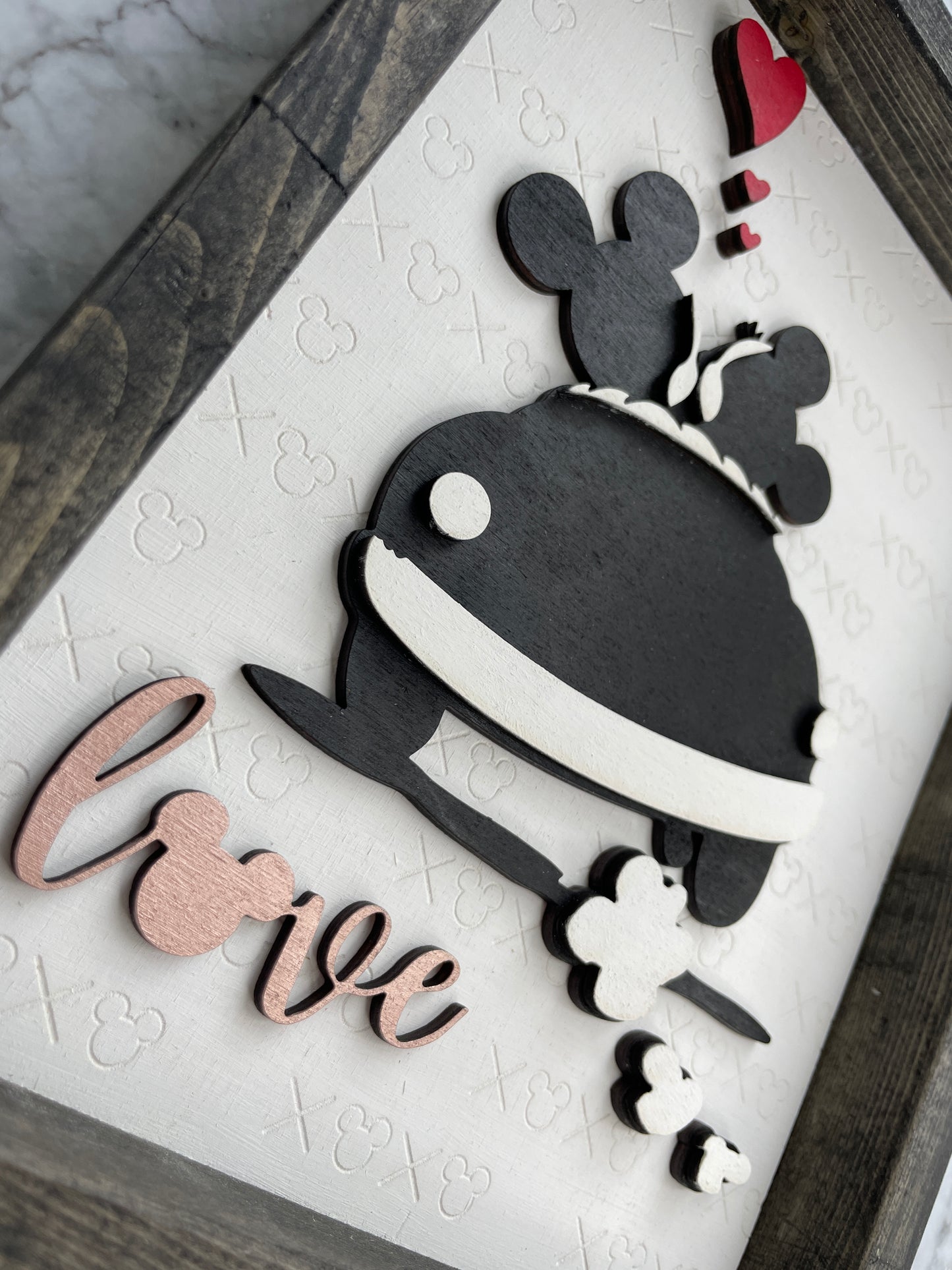Mr. & Mrs. Mouse Love Sign
