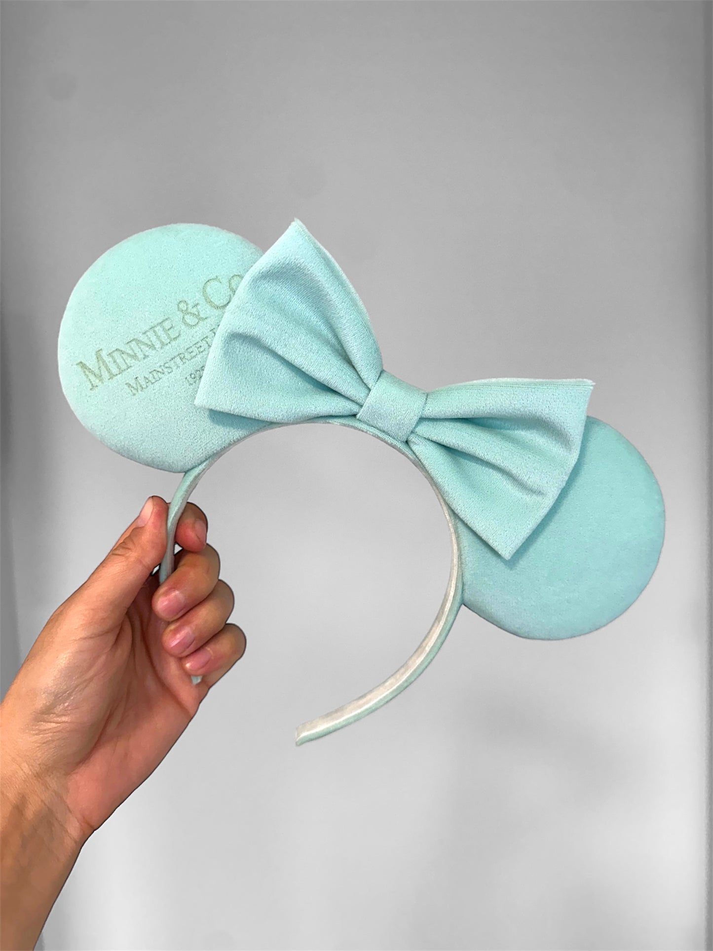 Oreilles de souris en velours gravé Minnie &amp; Co.