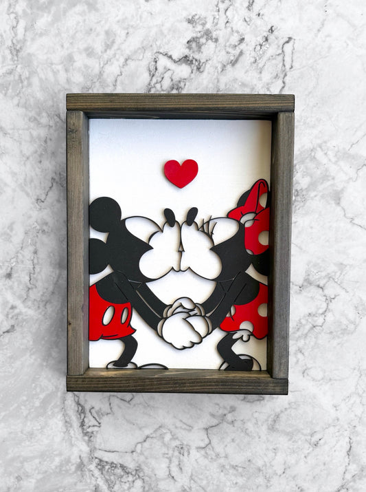 Kiss Kiss Sign